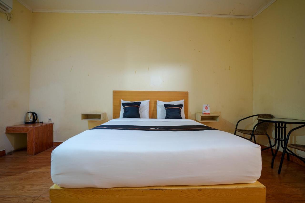 Hotel Oyo 427 Galaxy Palembang