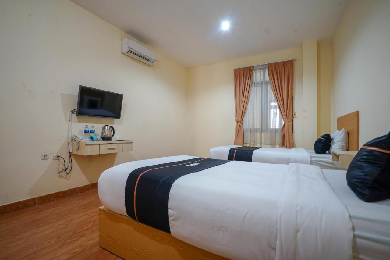 Hotel Oyo 427 Galaxy